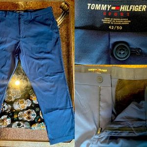 TOMMY HILFIGER⬜️🟥®️Flex Stretch Custom-Fit Athletic-Chino Pant 42Wx30L ⚠️NWOT⚠️